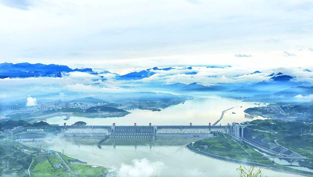 三峡大坝