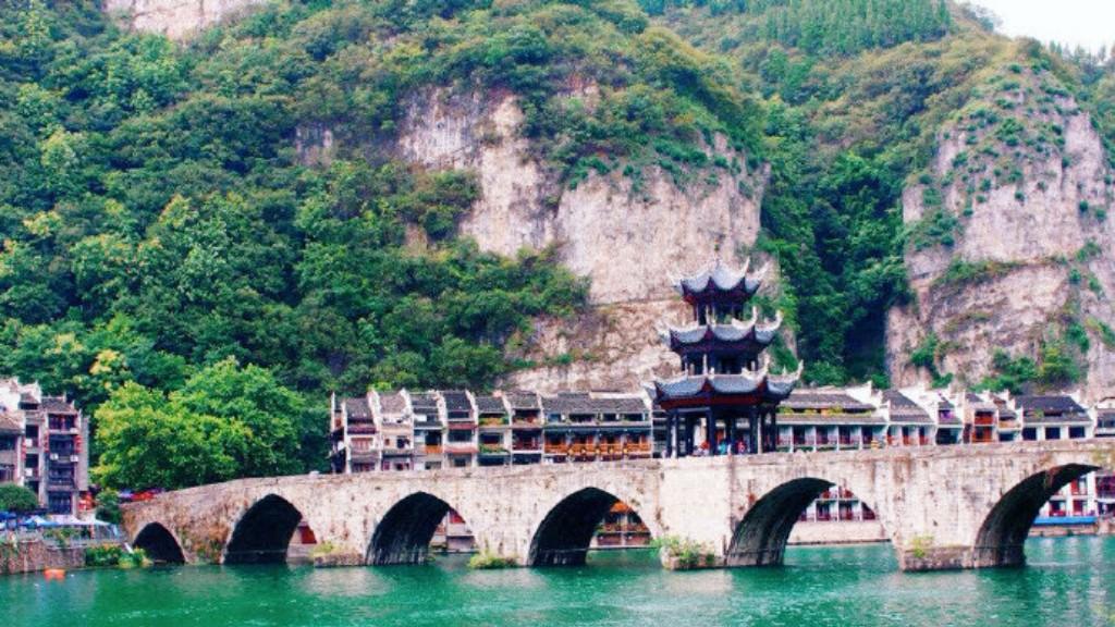 镇远古城
