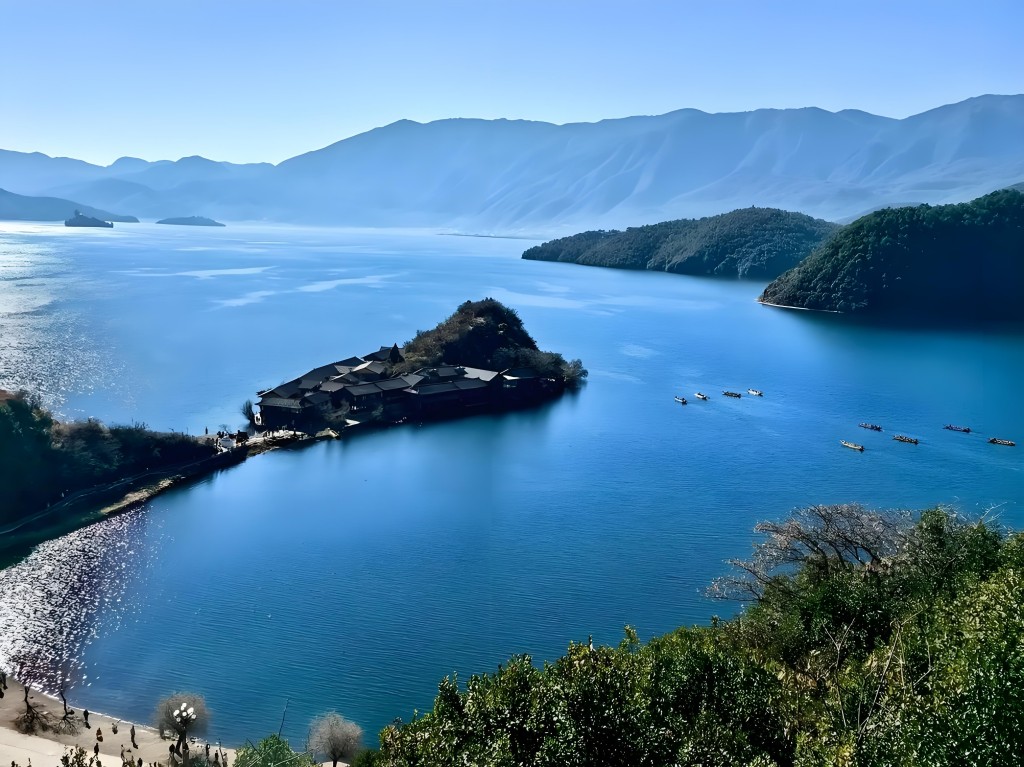 泸沽湖