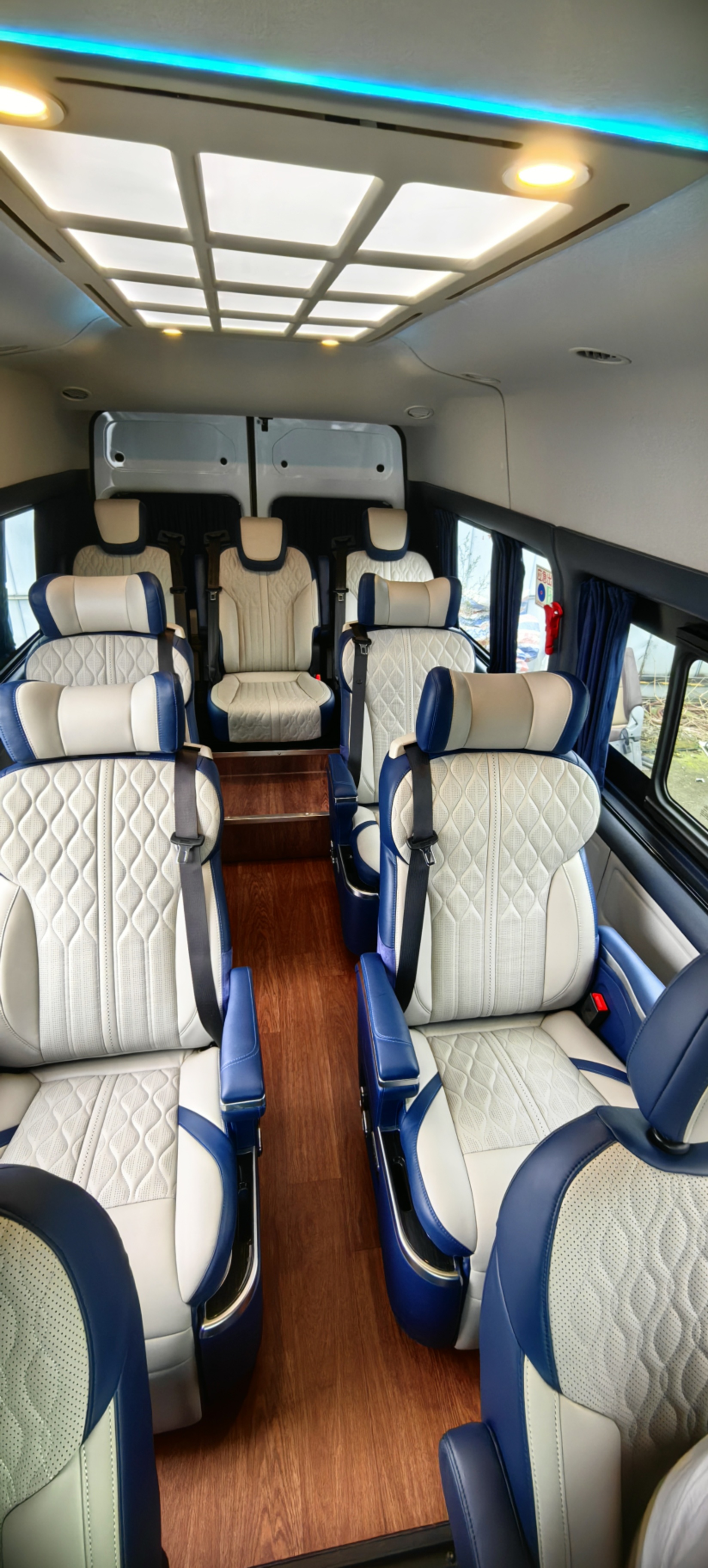 微信图片_20251104101534_285_310 微信图片_20251104101534_285_310