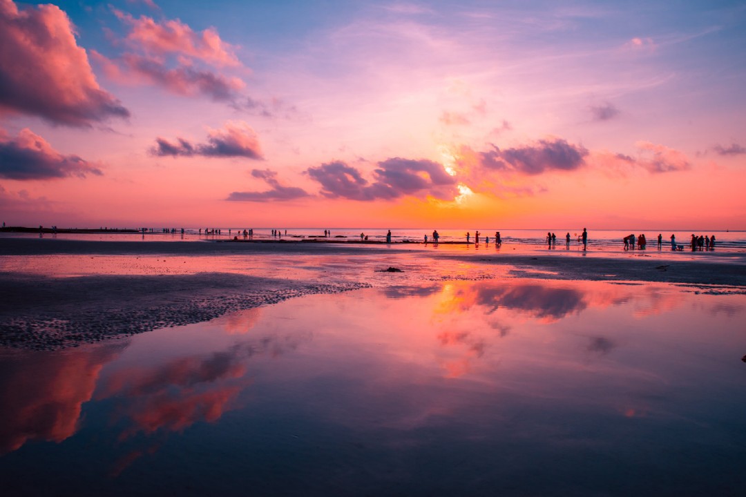 五彩滩看日出(1)